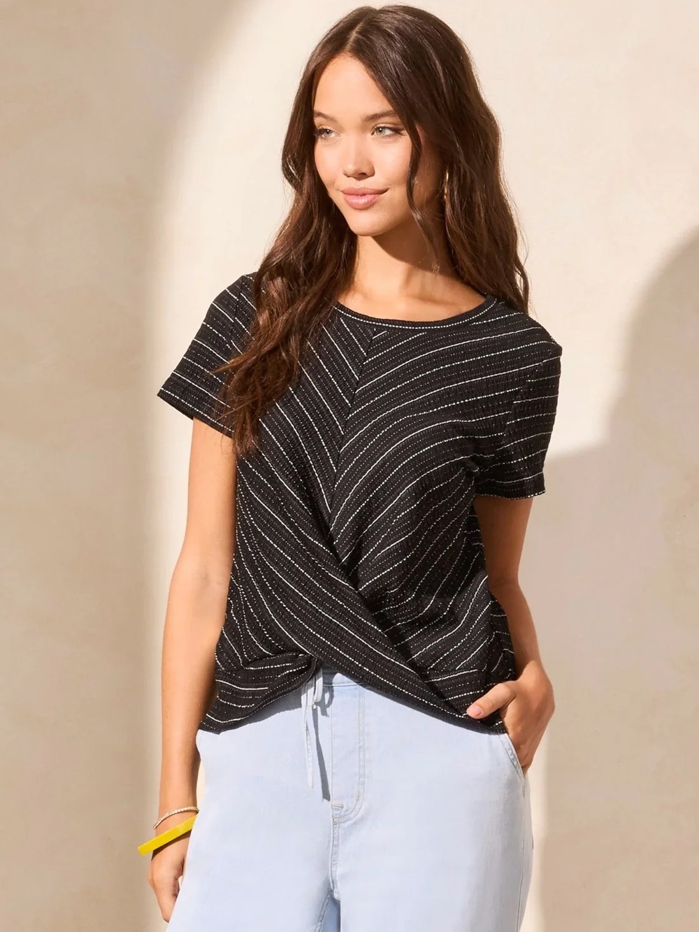 Tribal Jeans Black Short-Sleeve Twist Front Tee XS